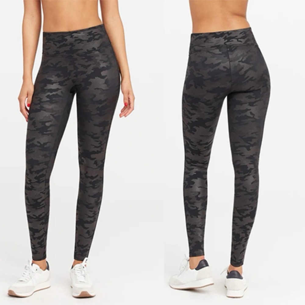 SPANX Look At Me Now Camouflage Leggings Size 1X